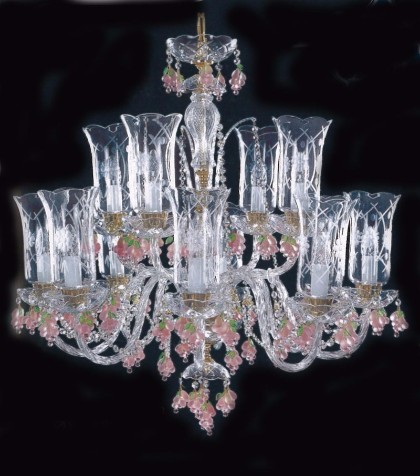 ボヘミアングラスのキャンドルカバーとローズ色のぶどう形の飾りがかわいいチェコ製ボヘミアクリスタルシャンデリア「EBL-1211262T rosa」12灯