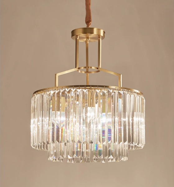 銅製フレームとクリスタルシェードがエレガントなシャンデリア「CO-COSK2025-4」3灯